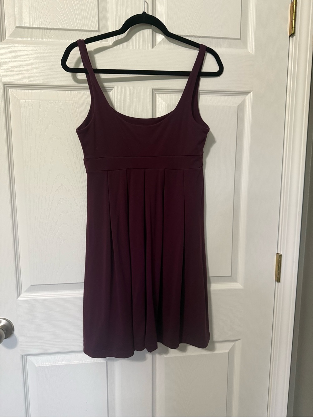 Susana Monaco Pleated Fit and Flare Scoop Neck Dress- L - Picture 3 of 5